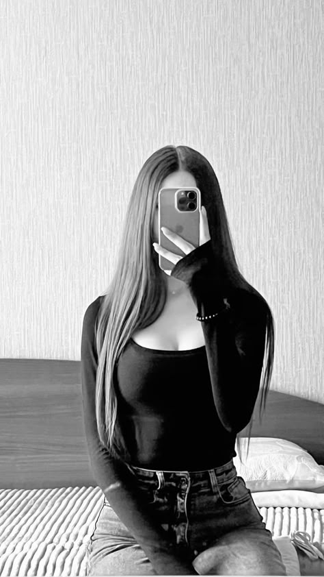 Black and White Dpz for Girls