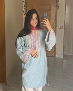 Cute Girls Pic DPs for WhatsApp & Instagram